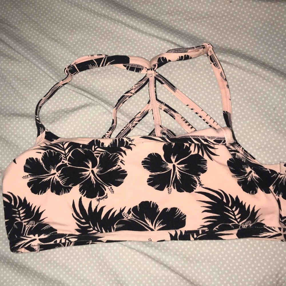 Sports bra